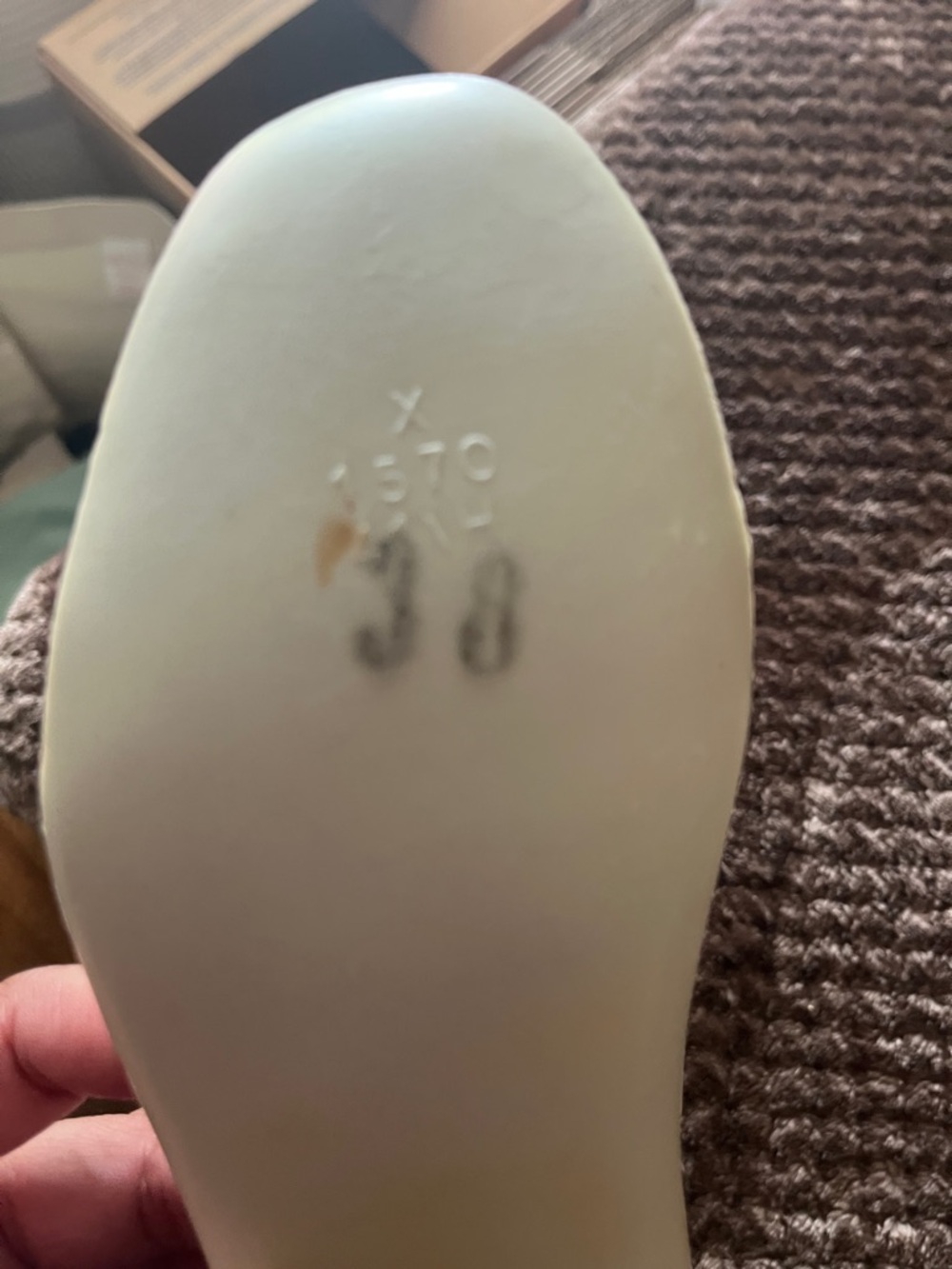 Burberry Tan Brown Plaid Low-Top Sneakers - Picture 7 of 13